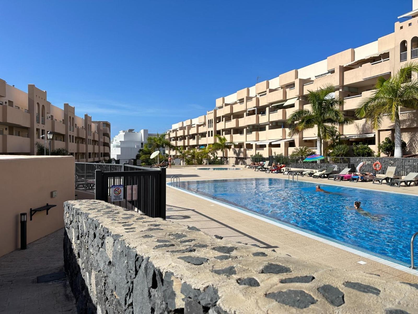 Cozy Apartment In Playa Paraiso Costa Adeje  ภายนอก รูปภาพ