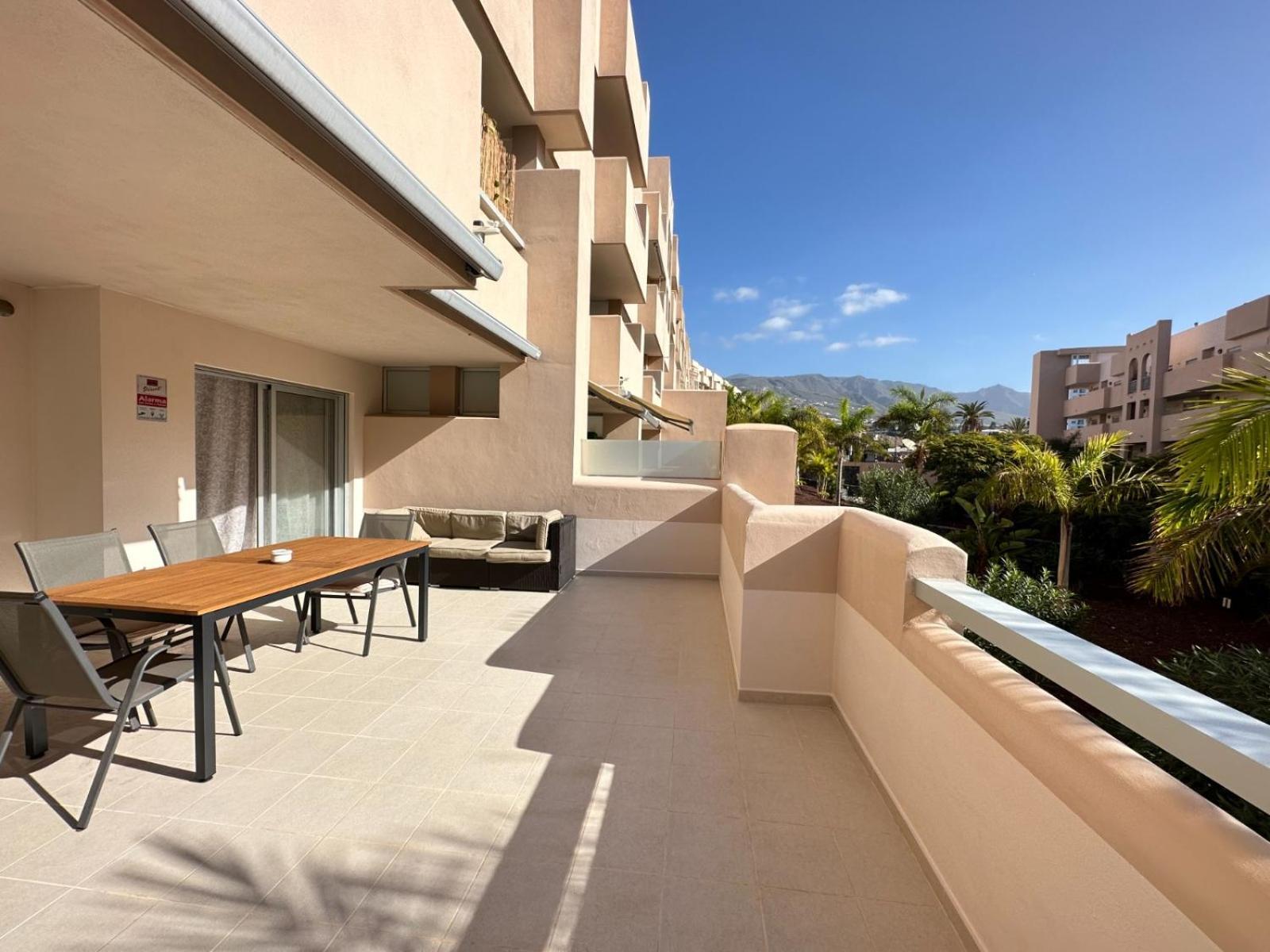 Cozy Apartment In Playa Paraiso Costa Adeje  ภายนอก รูปภาพ