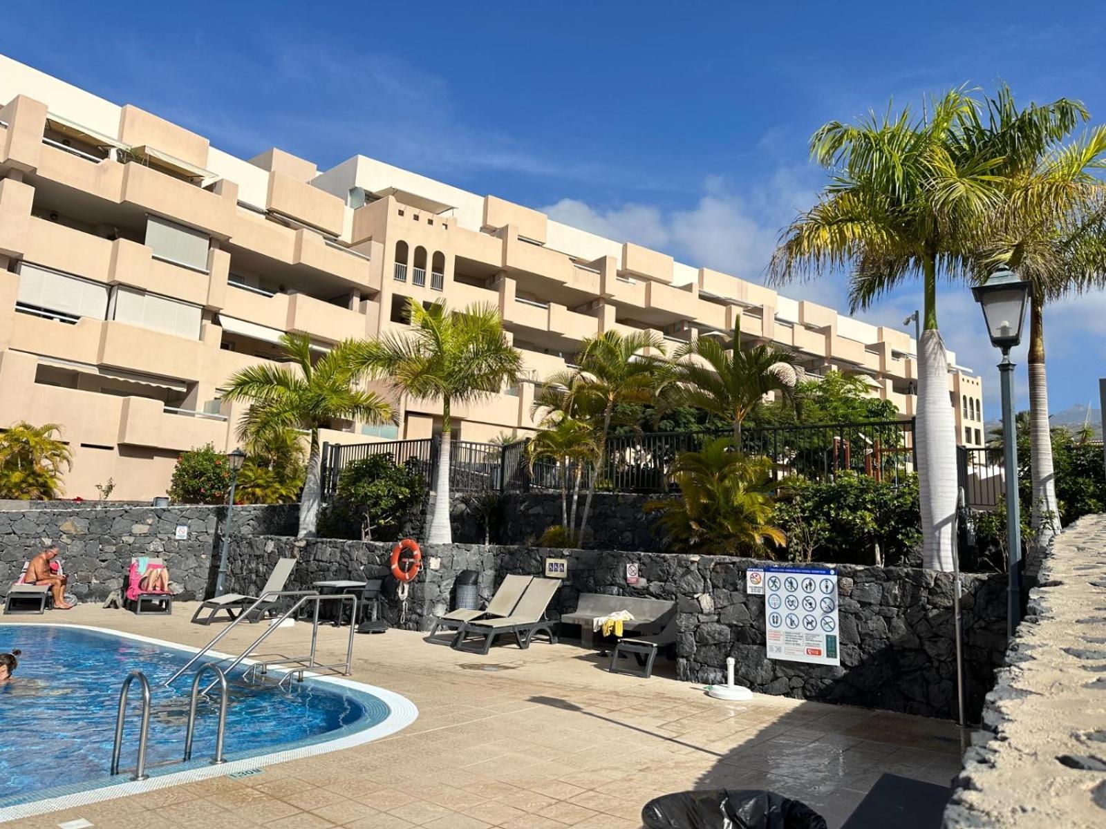 Cozy Apartment In Playa Paraiso Costa Adeje  ภายนอก รูปภาพ