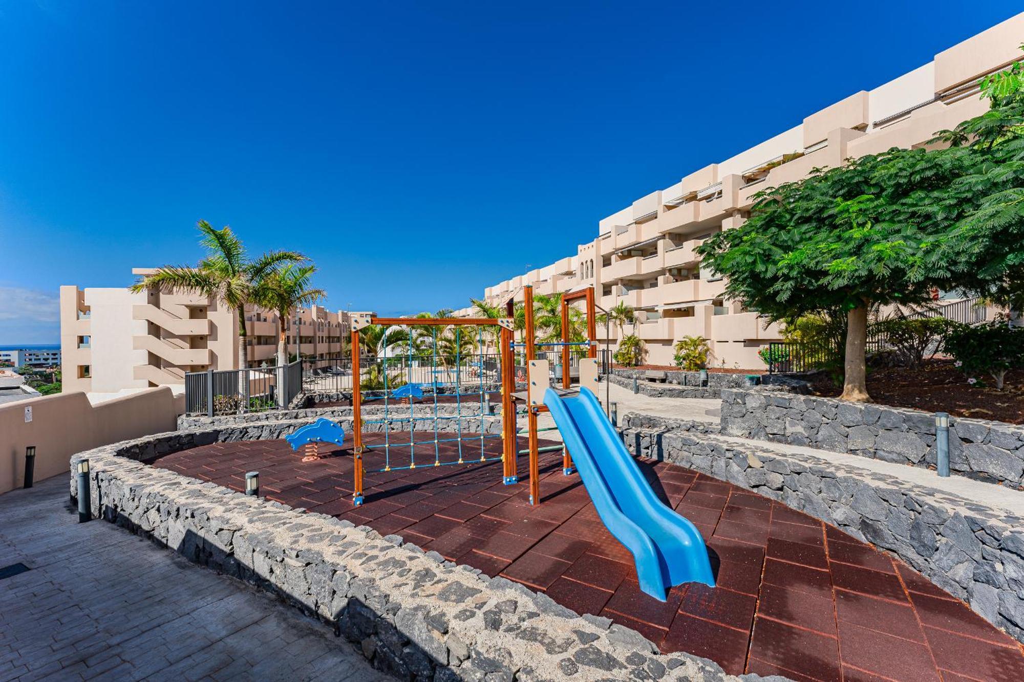 Cozy Apartment In Playa Paraiso Costa Adeje  ภายนอก รูปภาพ